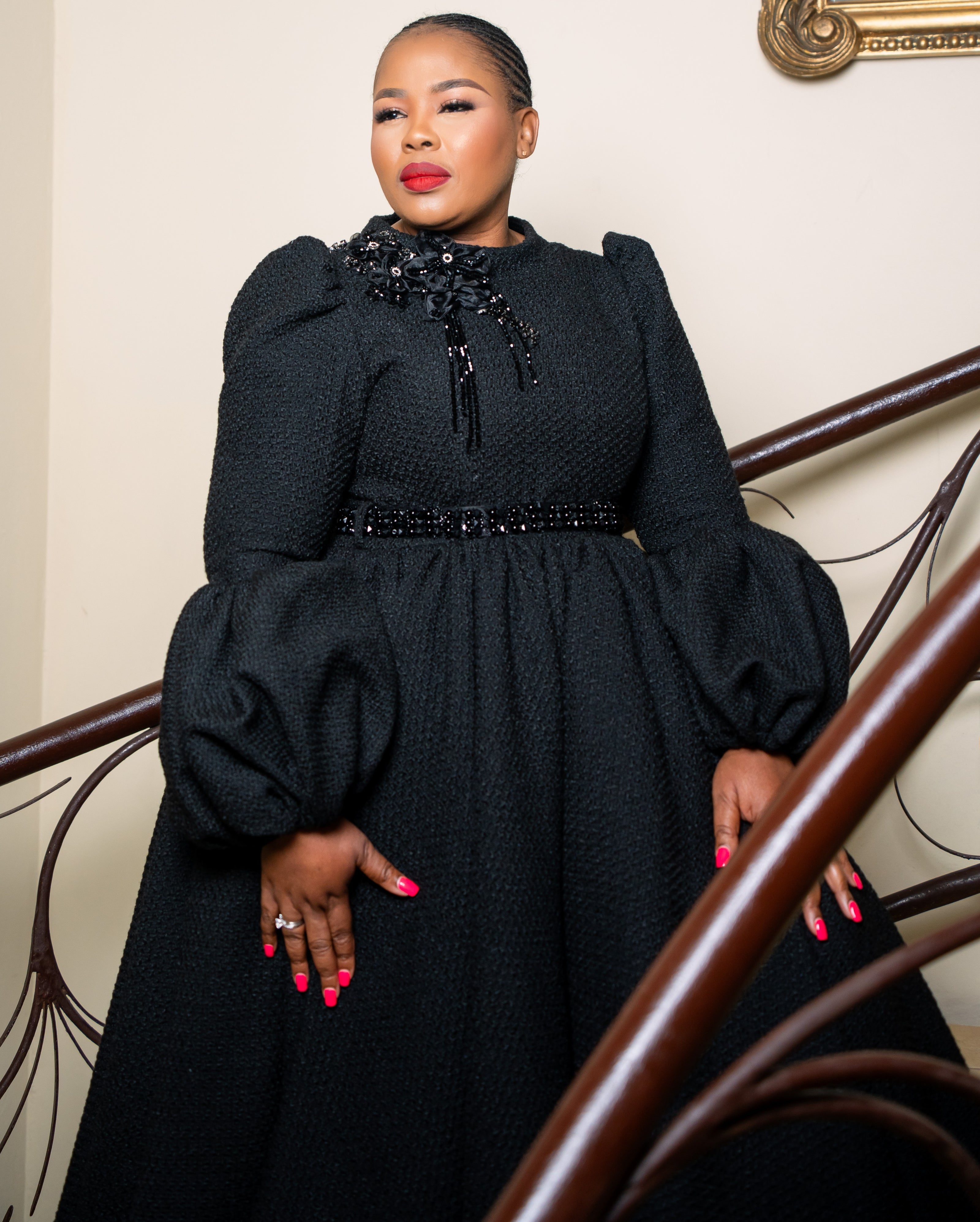 KGOSATSANA THE DRESS  IN BLACK (FLARED)