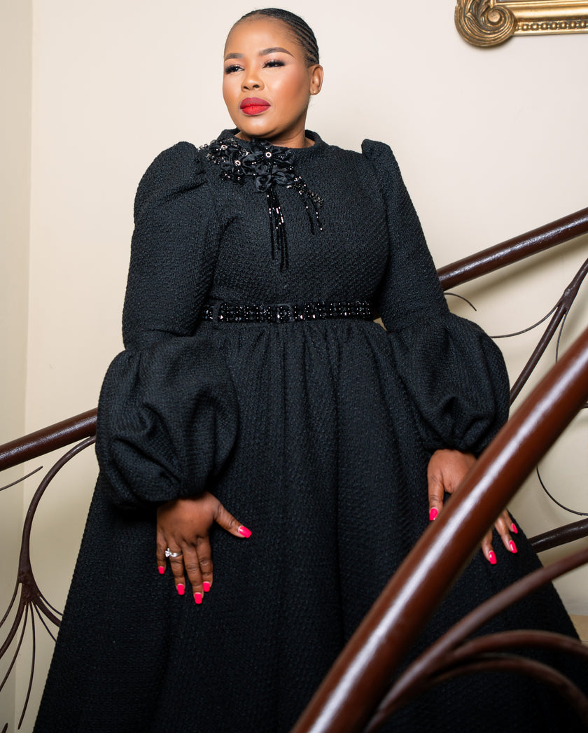 KGOSATSANA THE DRESS  IN BLACK (FLARED)