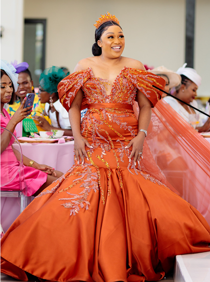 KGANYA THE DRESS