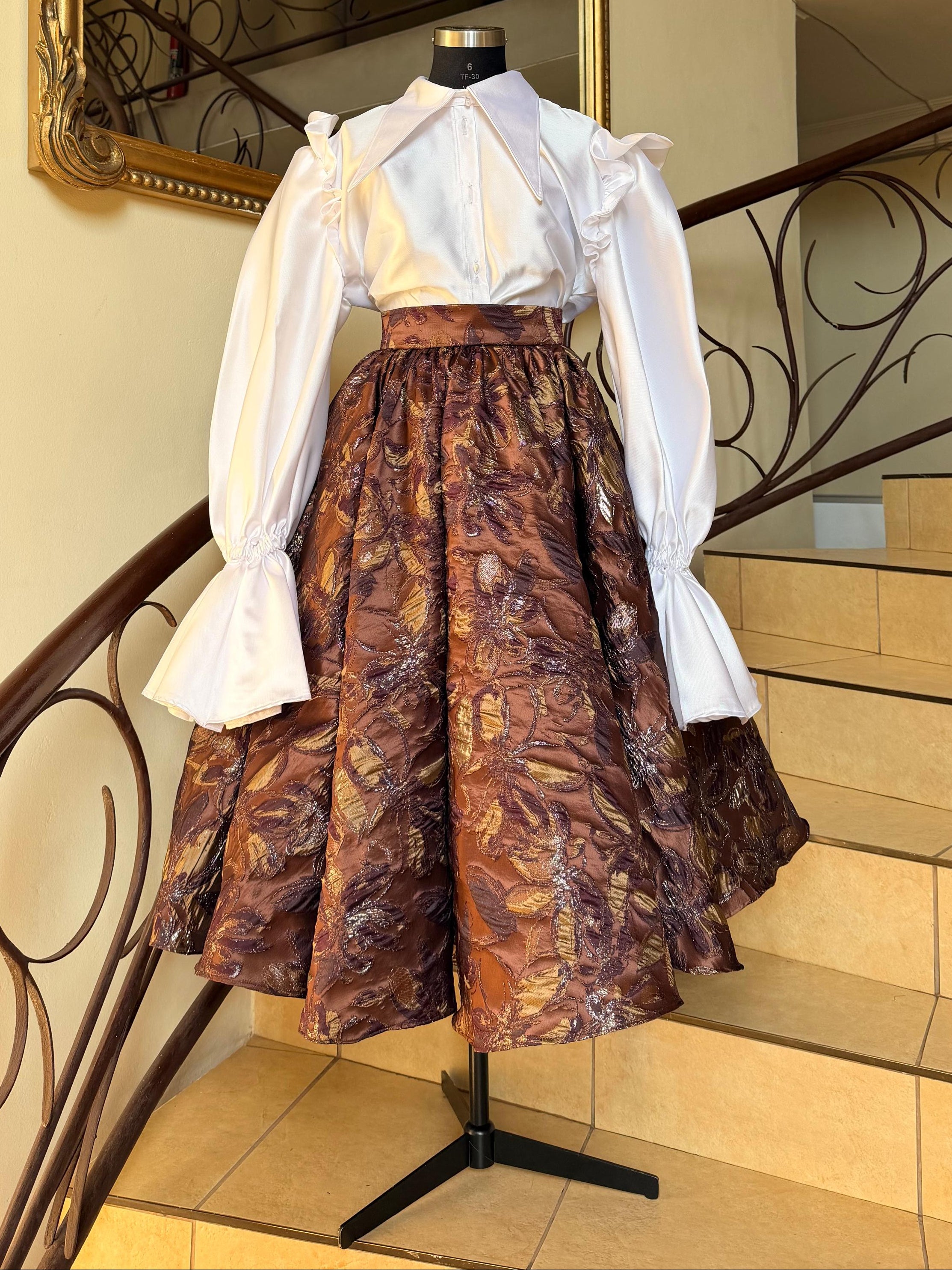 THLOMPHO THE SKIRT