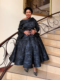 THLOMPHO THE SKIRT IN BLACK